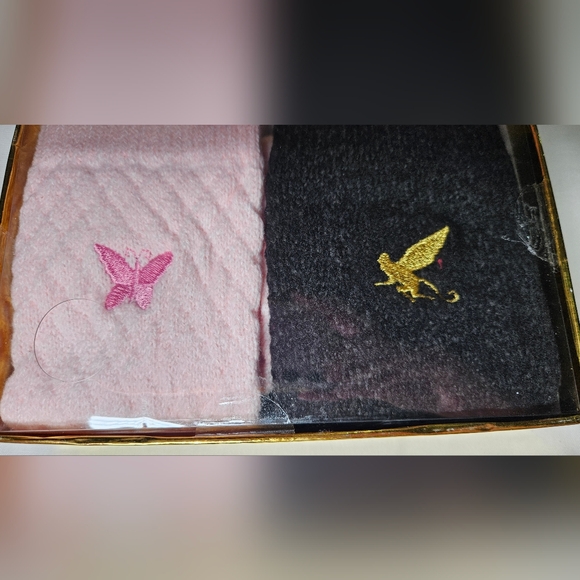 NIB Wicked Sock Box Set With Embroidered Design - Picture 2 of 6